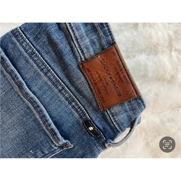 LUCKY BRAND Straight Leg women’s Jeans - Picture 4 of 5